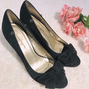 Black Jessica Simpson heels size 8b
